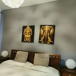 https://2bed-apartment-pool-view-san-eugenio.adeje-hotels.com
